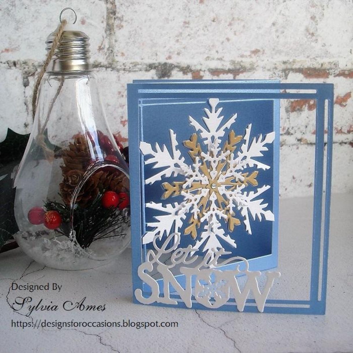 Pearlescent Tri Fold Snowflake Card
