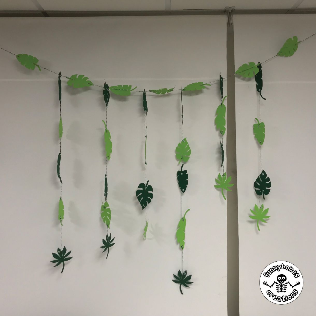 Jungle leaf bunting