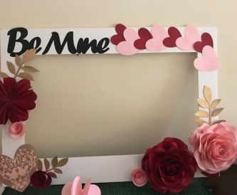 A Valentine's Day Themed Selfie Frame