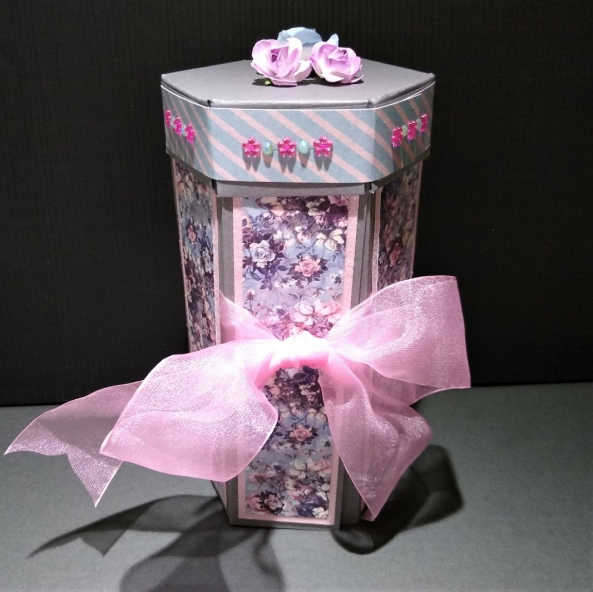 Hexagonal Stacked Gift Box 4