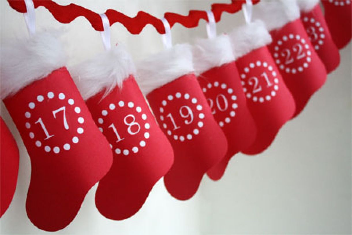 Hanging  Paper  Advent  Stocking  Calendar