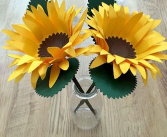 Celebrate the Summer With Sunflowers