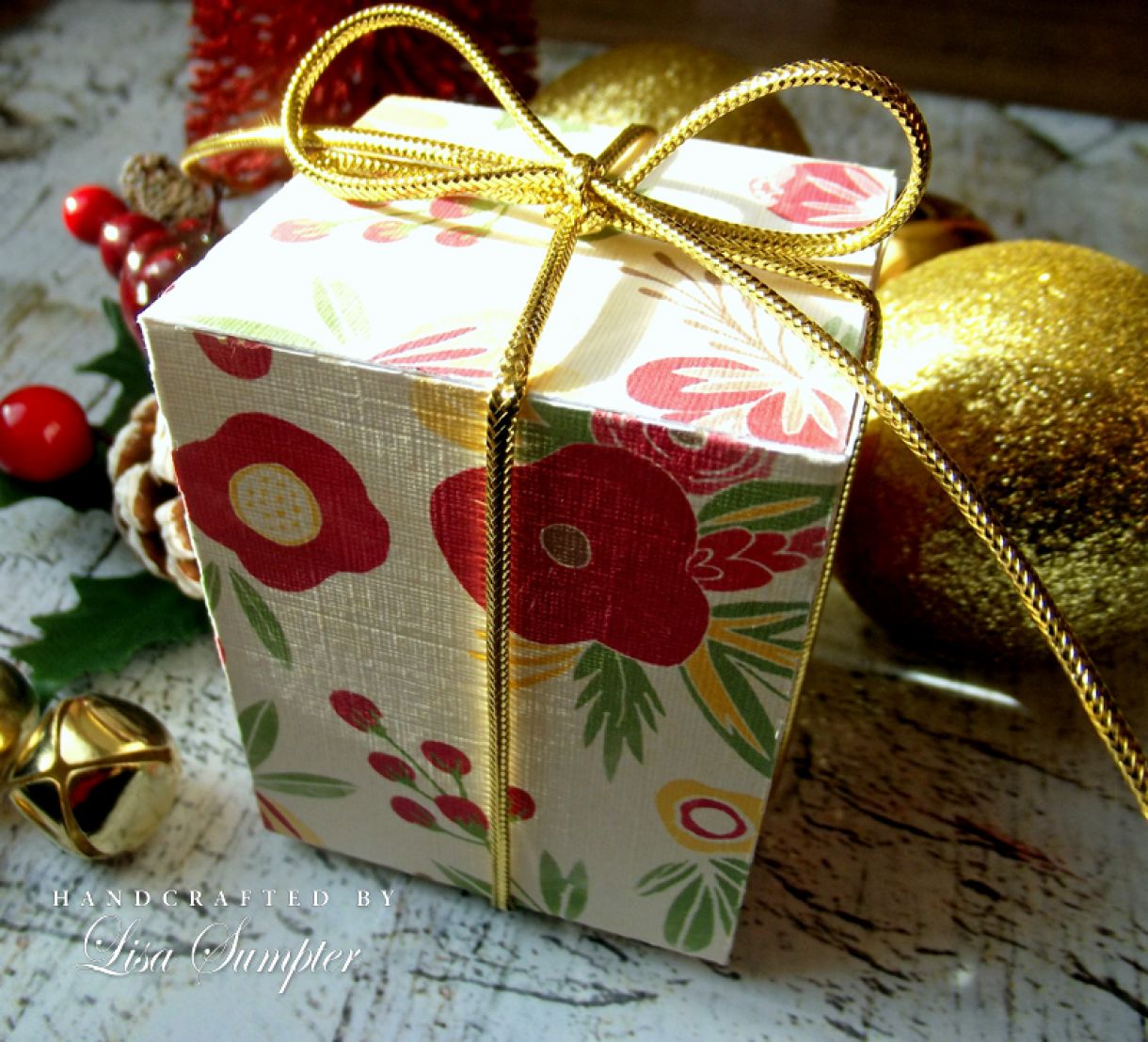 Lisa  Sumpter For  Papermill  Direct  Small  Gift  Wrapping  Ideas 3