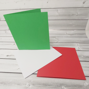 20 Red and Green 8" x 8" Square Card Blanks with White Envelopes
