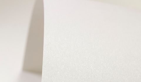Natural White Paper Pearlised 120gsm